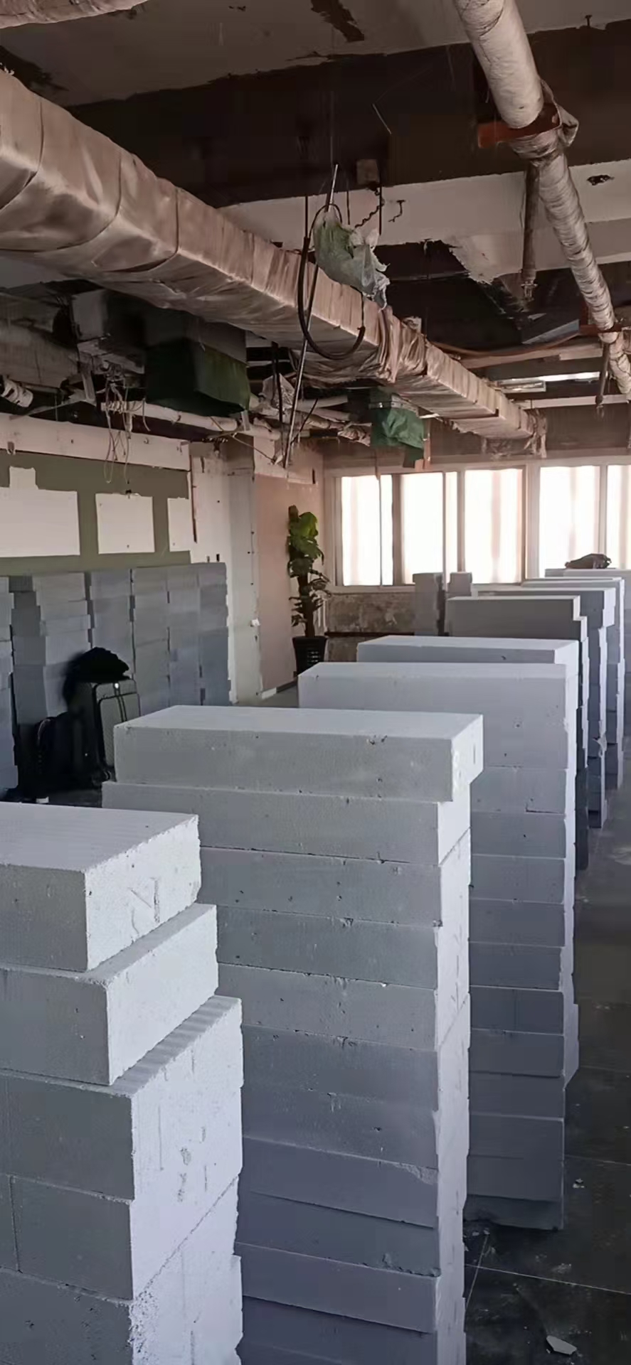 轻质砖隔墙施工场景4
